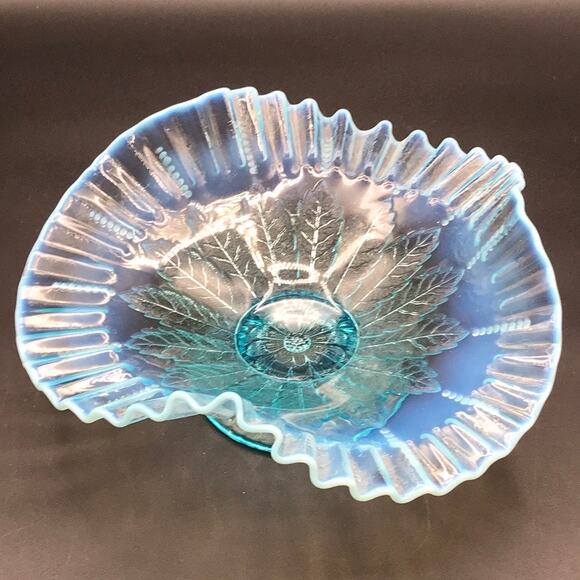 Vintage Ruffled Crimped Edge Blue Opalescent Compote Dome Footed Bowl 1930s-40s - Picture 4 of 9